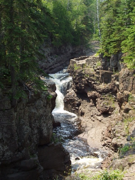 The Temperance River gorge